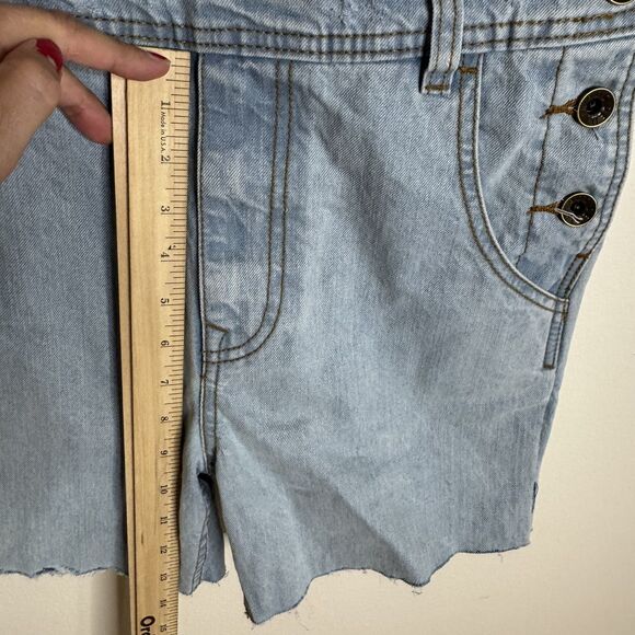BDG Shortall Overalls Womens 30W Light Wash Denim Distressed Raw Hem Shorts - Picture 8 of 15